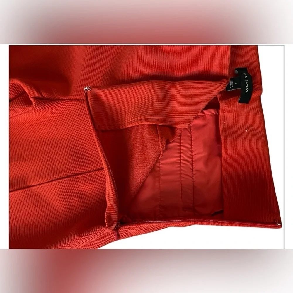 Ann Taylor Button Trim Kick Crop Pant, SZ: 4, Vibrant Red - Picture 9 of 10